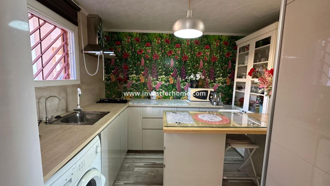 Försäljning - Lägenhet - Torrevieja - Centro