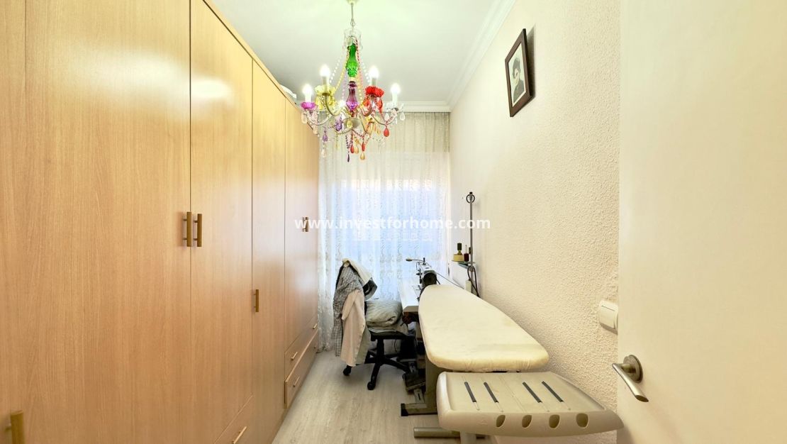 Försäljning - Lägenhet - Torrevieja - Centro