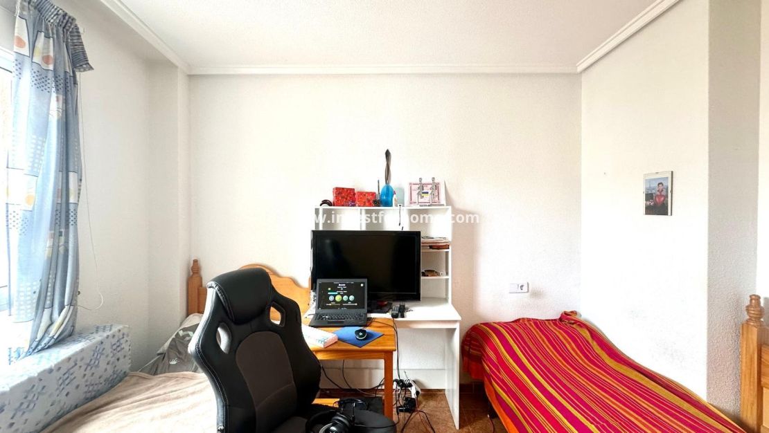 Försäljning - Lägenhet - Torrevieja - Centro