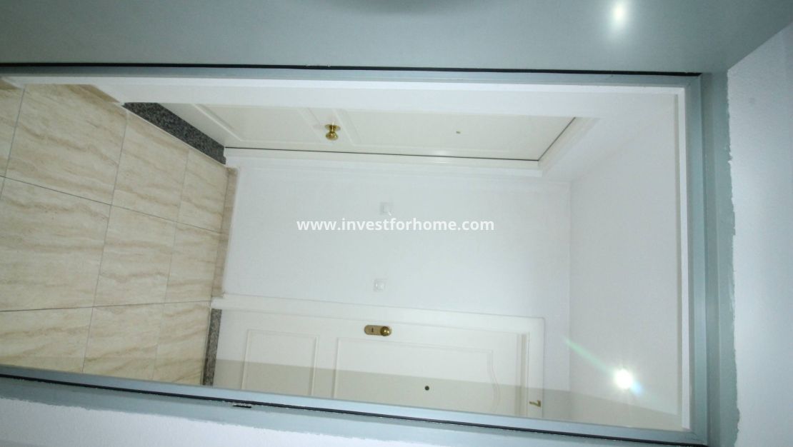 Försäljning - Lägenhet - Torrevieja - Centro