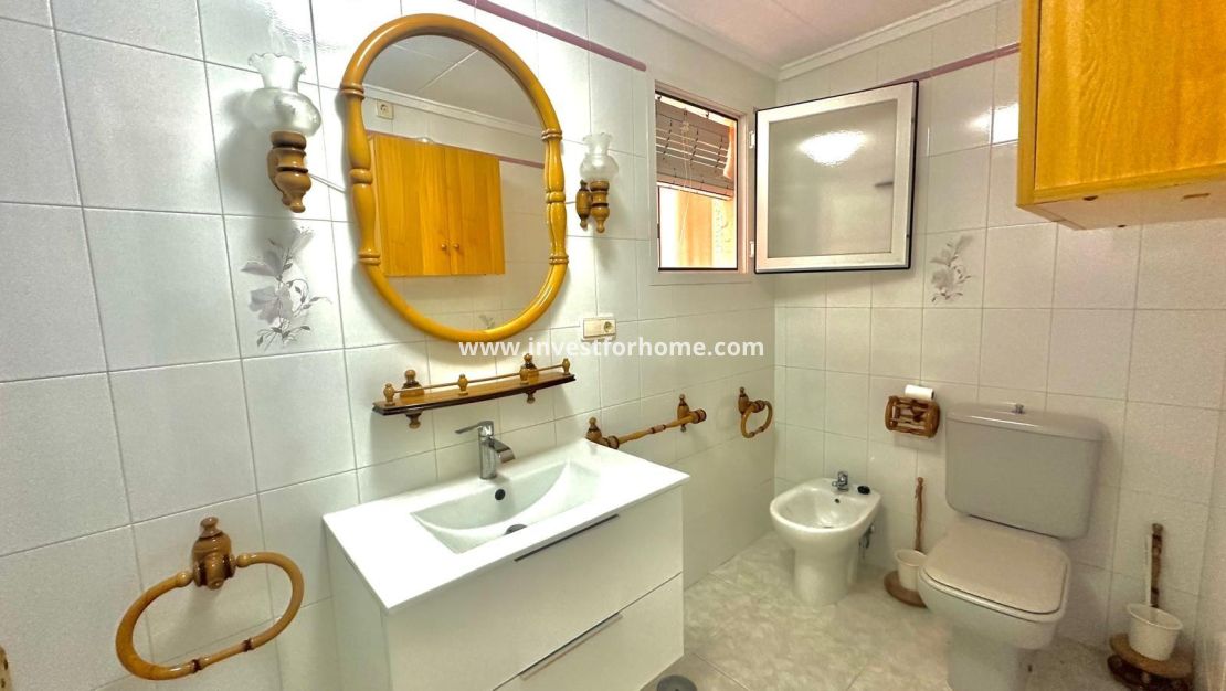 Försäljning - Lägenhet - Torrevieja - Centro