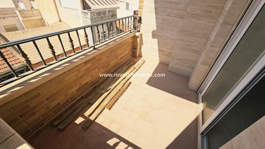 Försäljning - Lägenhet - Torrevieja - Centro