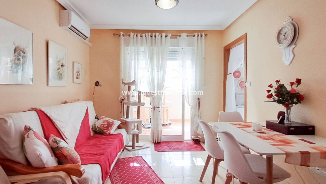 Försäljning - Lägenhet - Torrevieja - Centro