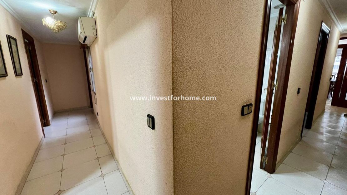 Försäljning - Lägenhet - Torrevieja - Centro