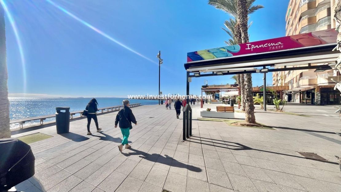 Försäljning - Lägenhet - Torrevieja - Centro