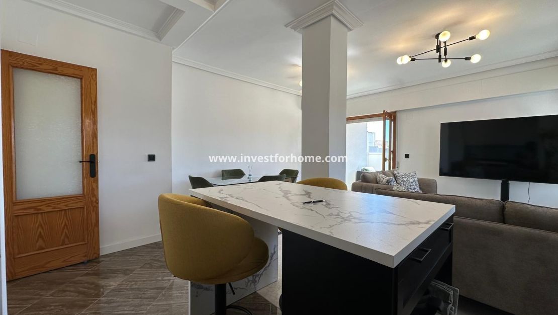 Försäljning - Lägenhet - Torrevieja - Centro