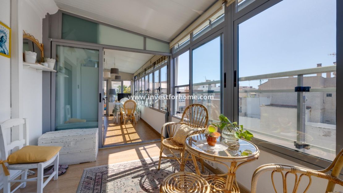 Försäljning - Lägenhet - Torrevieja - Centro