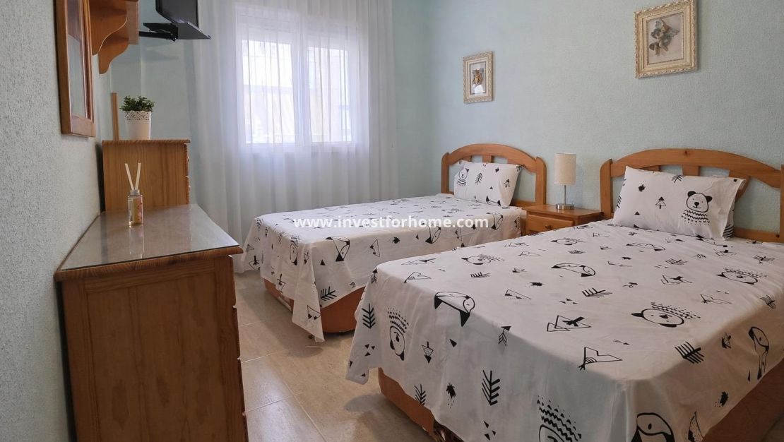 Försäljning - Lägenhet - Torrevieja - Centro