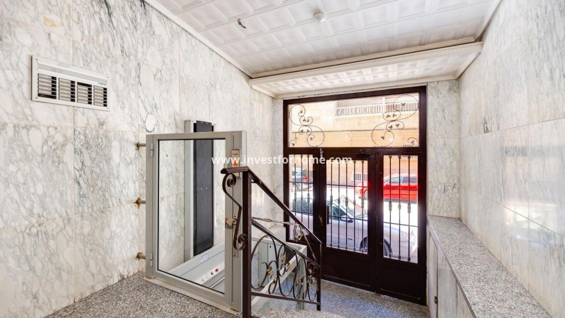 Försäljning - Lägenhet - Torrevieja - Centro