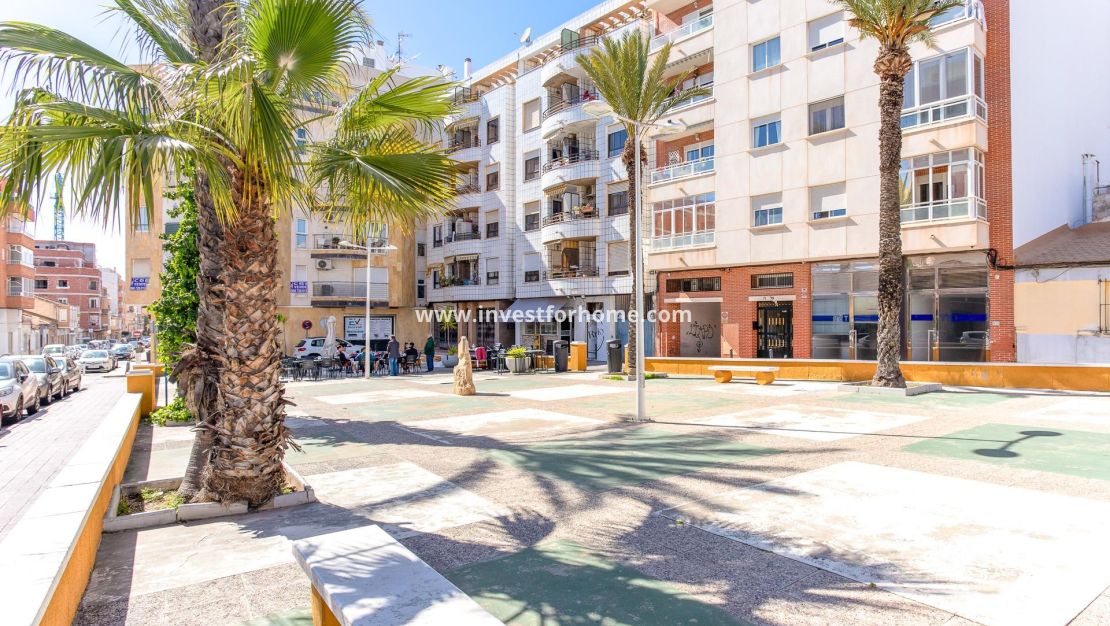 Försäljning - Lägenhet - Torrevieja - Centro