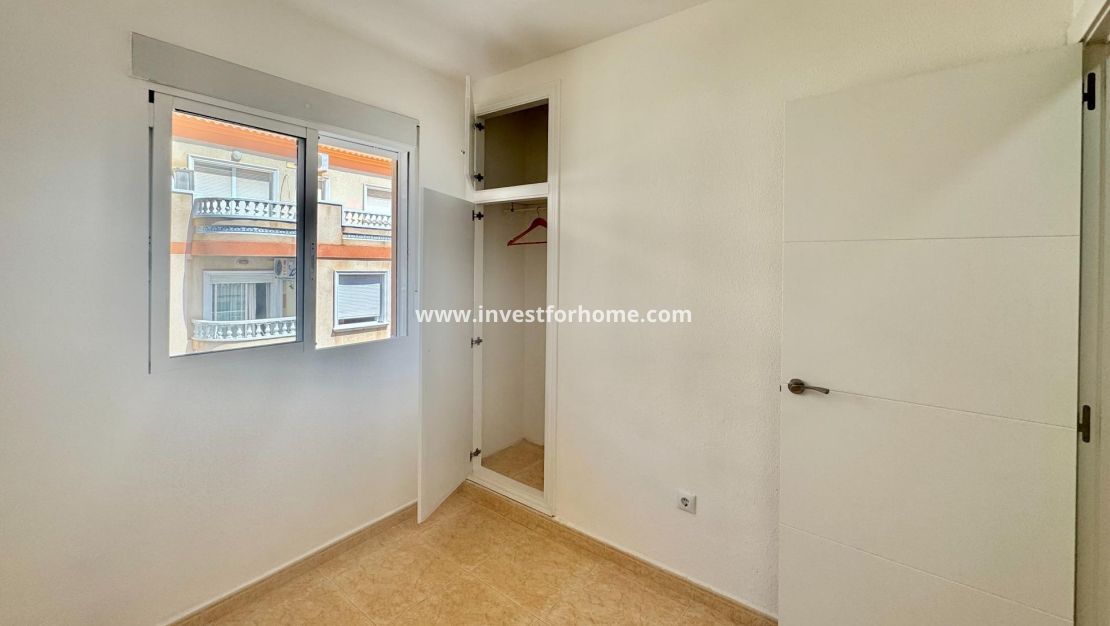 Försäljning - Lägenhet - Torrevieja - Centro