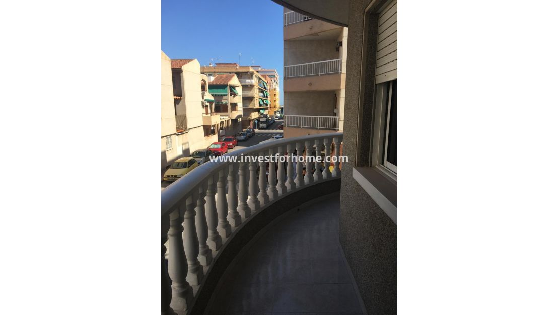 Försäljning - Lägenhet - Torrevieja - Centro