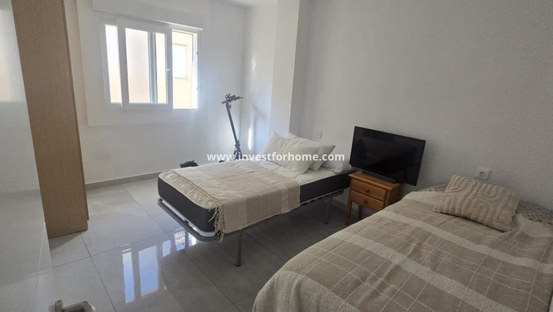 Försäljning - Lägenhet - Torrevieja - Centro