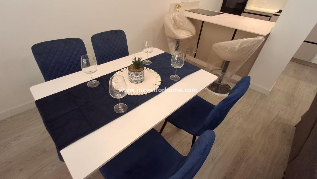 Försäljning - Lägenhet - Torrevieja - Centro
