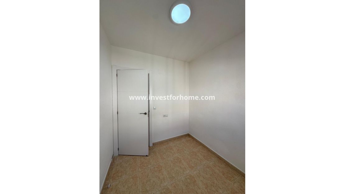 Försäljning - Lägenhet - Torrevieja - Centro