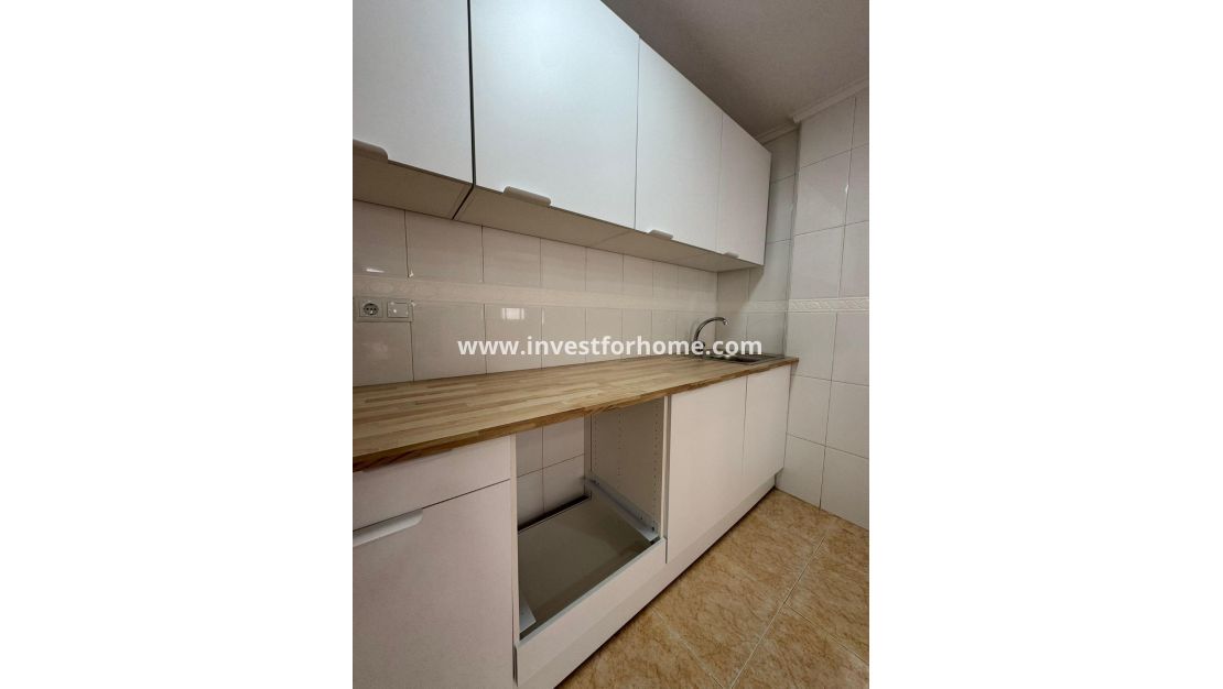 Försäljning - Lägenhet - Torrevieja - Centro