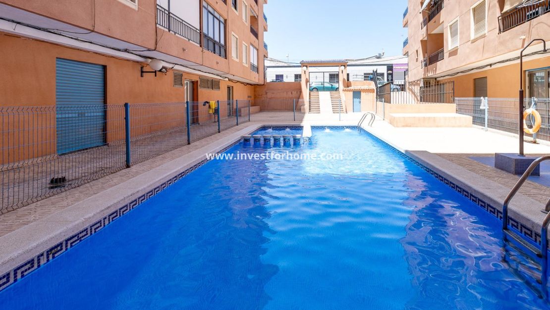 Försäljning - Lägenhet - Torrevieja - Centro