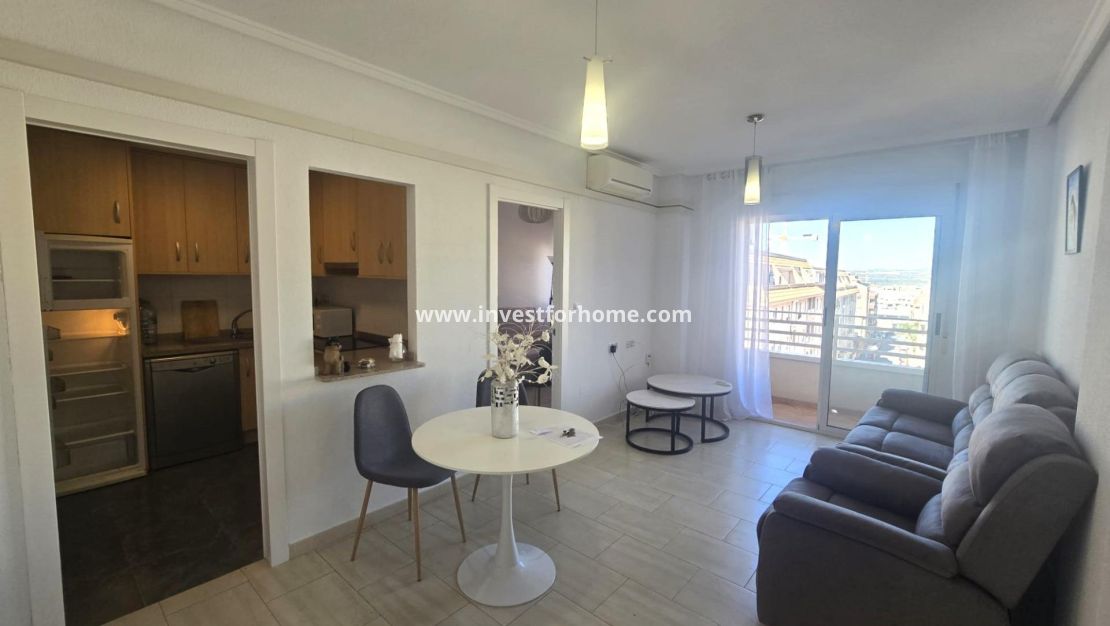 Försäljning - Lägenhet - Torrevieja - Centro