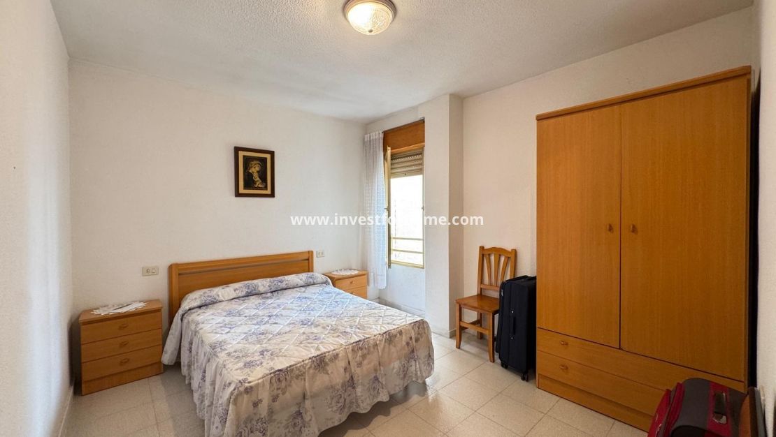 Försäljning - Lägenhet - Torrevieja - Centro