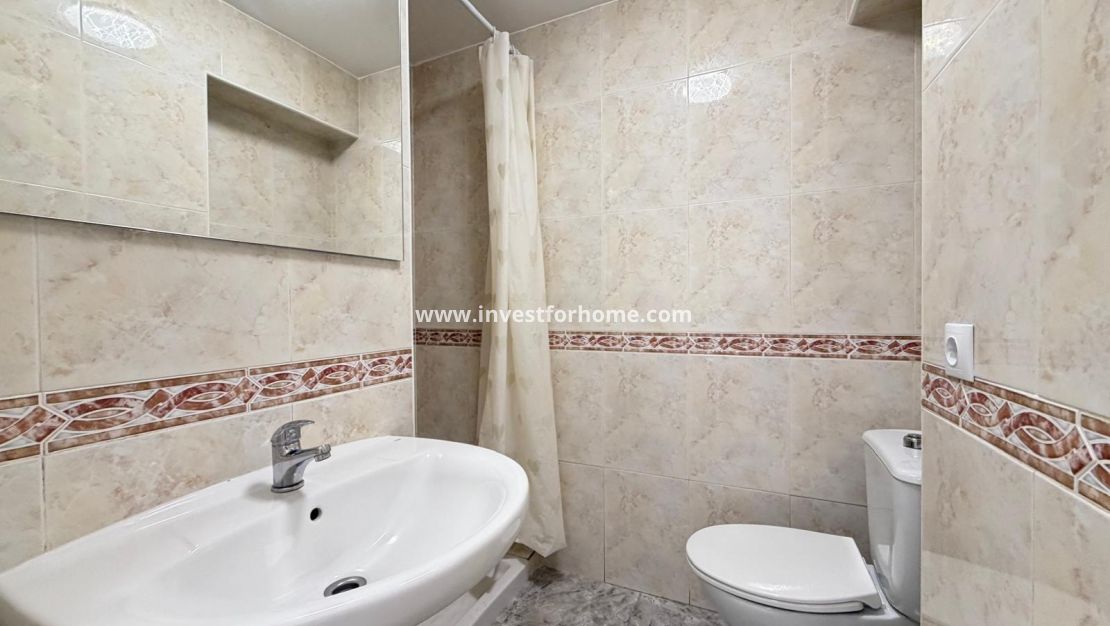 Försäljning - Lägenhet - Torrevieja - Centro