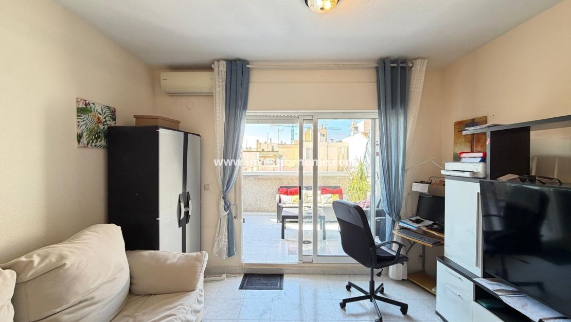 Försäljning - Lägenhet - Torrevieja - Centro