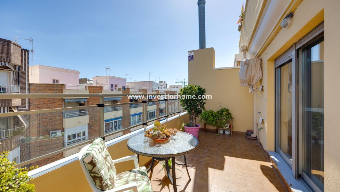 Försäljning - Lägenhet - Torrevieja - Centro