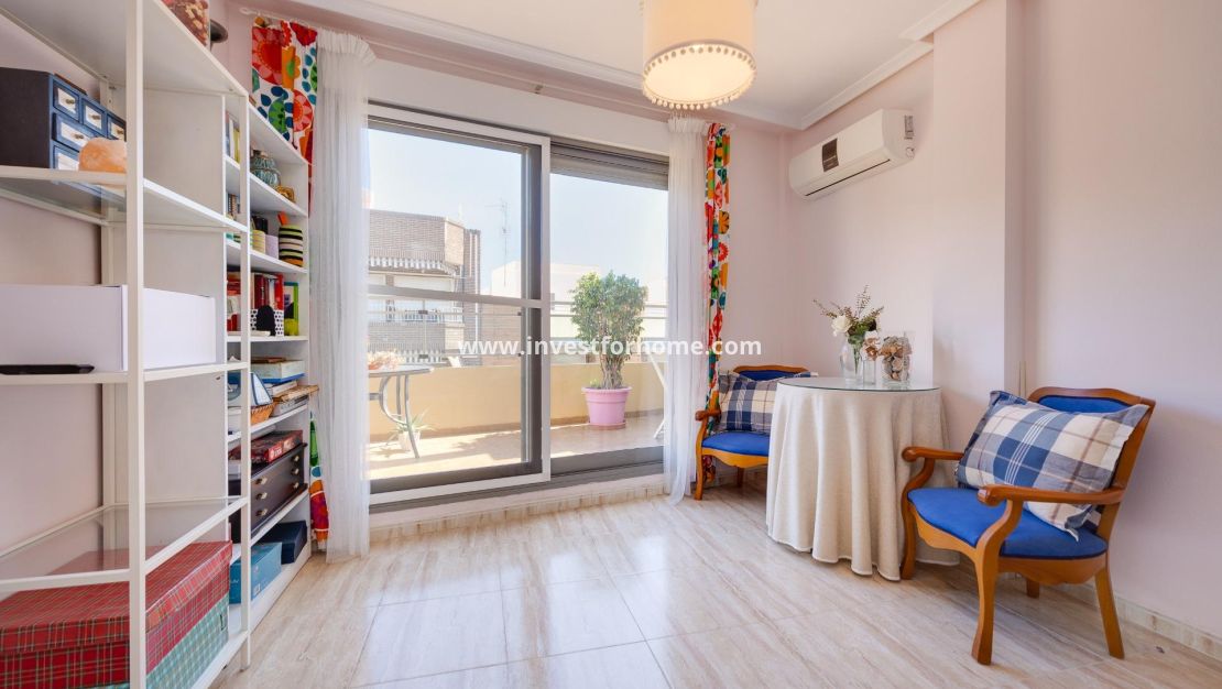 Försäljning - Lägenhet - Torrevieja - Centro