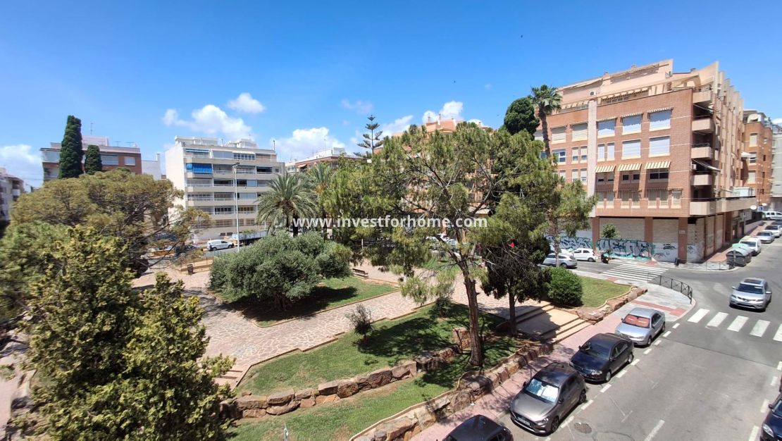 Försäljning - Lägenhet - Torrevieja - Centro