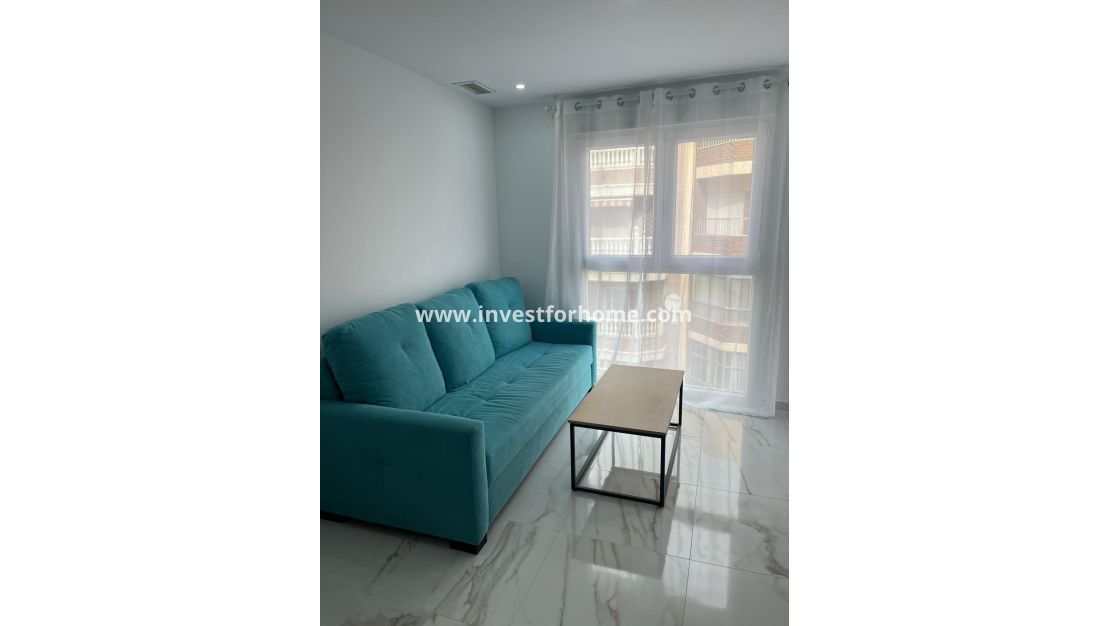 Försäljning - Lägenhet - Torrevieja - Centro