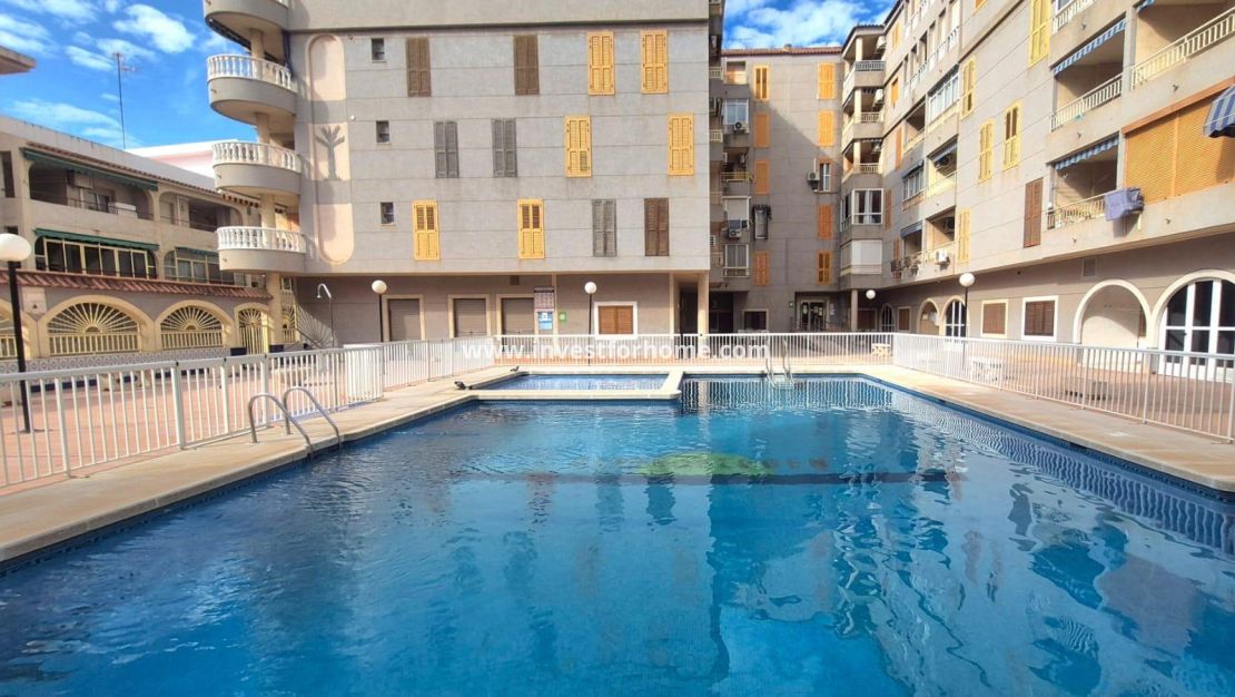 Försäljning - Lägenhet - Torrevieja - Centro