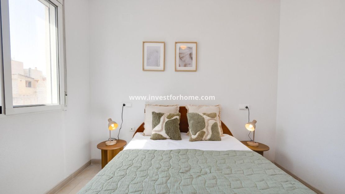 Försäljning - Lägenhet - Torrevieja - Centro