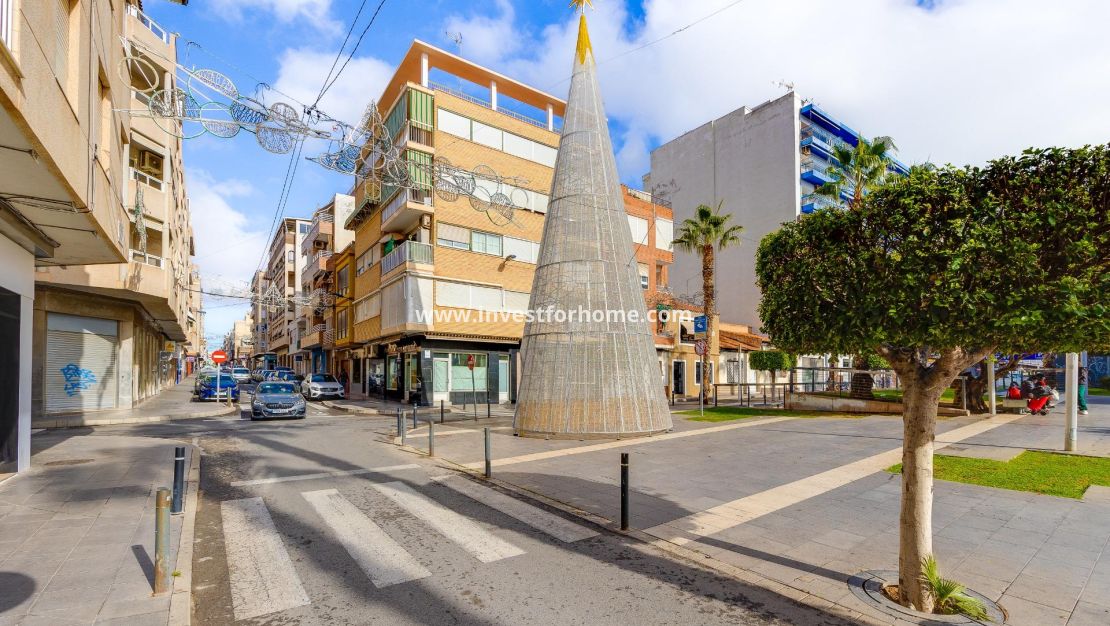 Försäljning - Lägenhet - Torrevieja - Centro