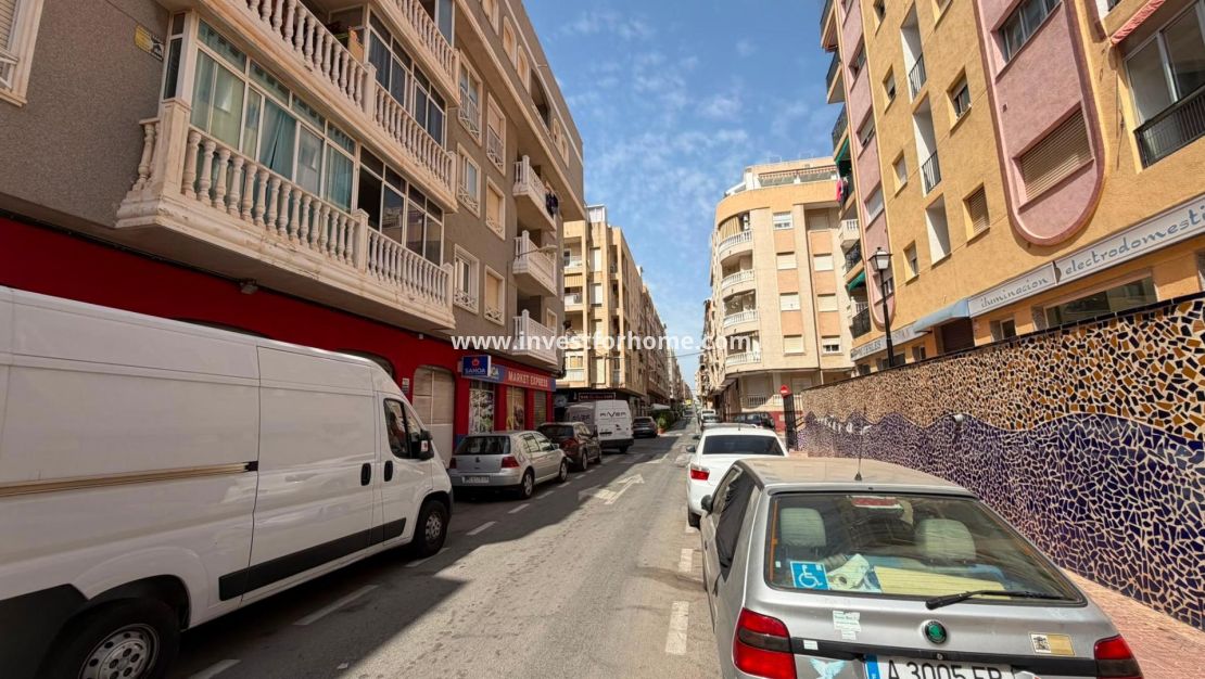Försäljning - Lägenhet - Torrevieja - Centro