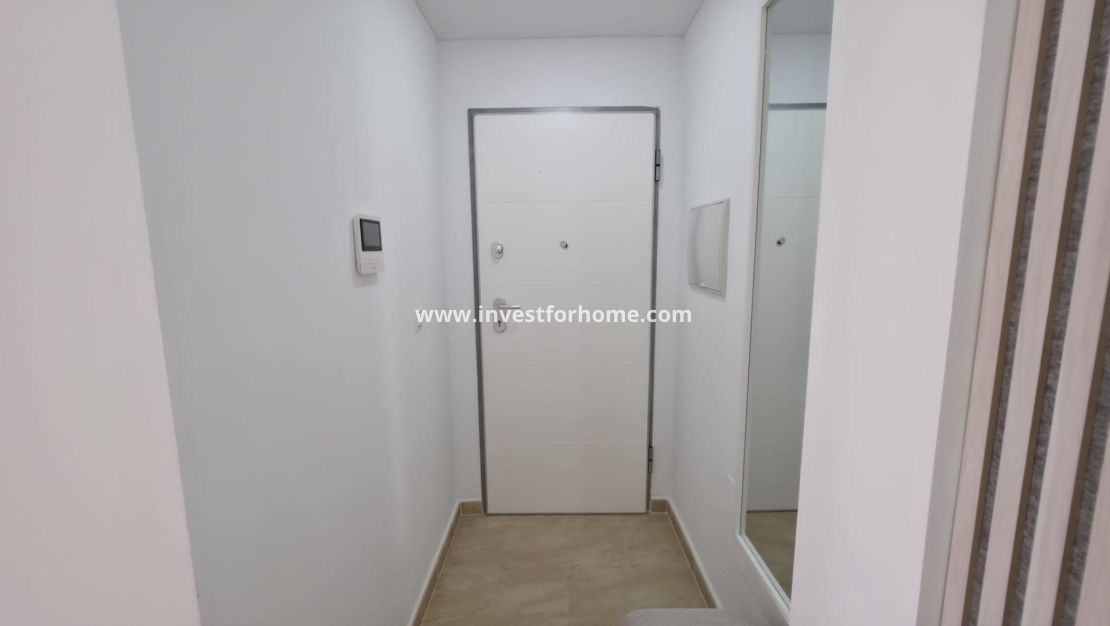 Försäljning - Lägenhet - Torrevieja - Centro