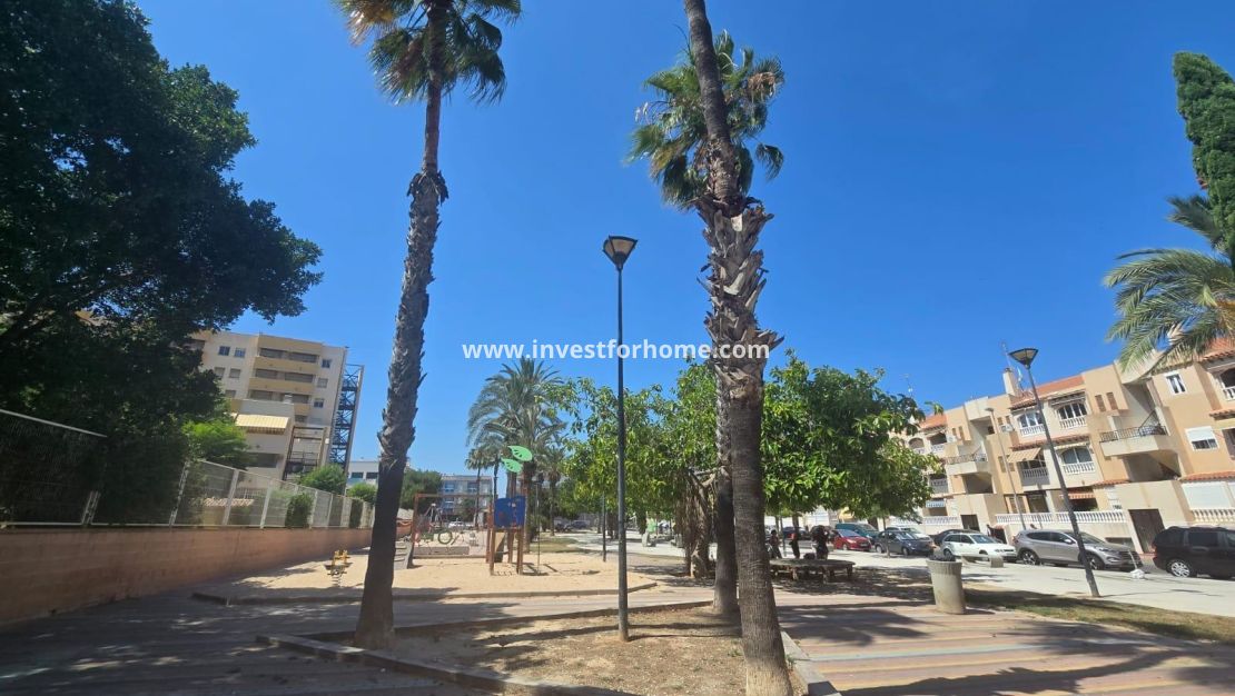 Försäljning - Lägenhet - Torrevieja - Centro