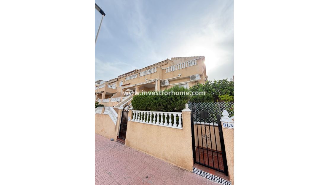 Försäljning - Lägenhet - Torrevieja - Centro