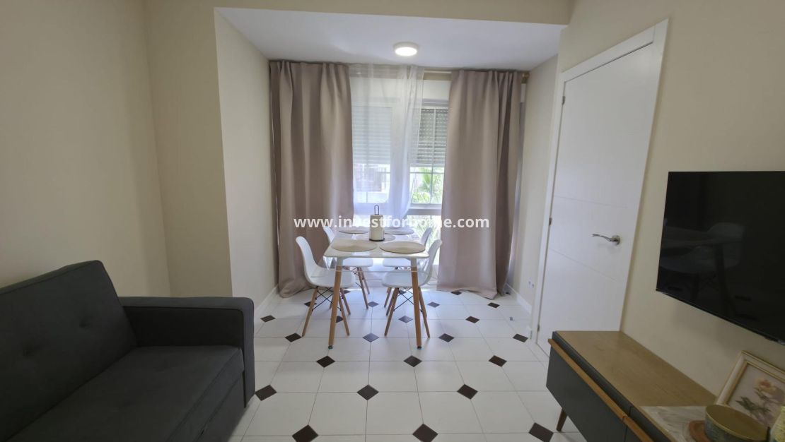 Försäljning - Lägenhet - Torrevieja - Centro