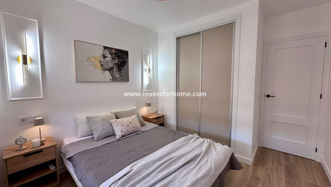 Försäljning - Lägenhet - Torrevieja - Centro