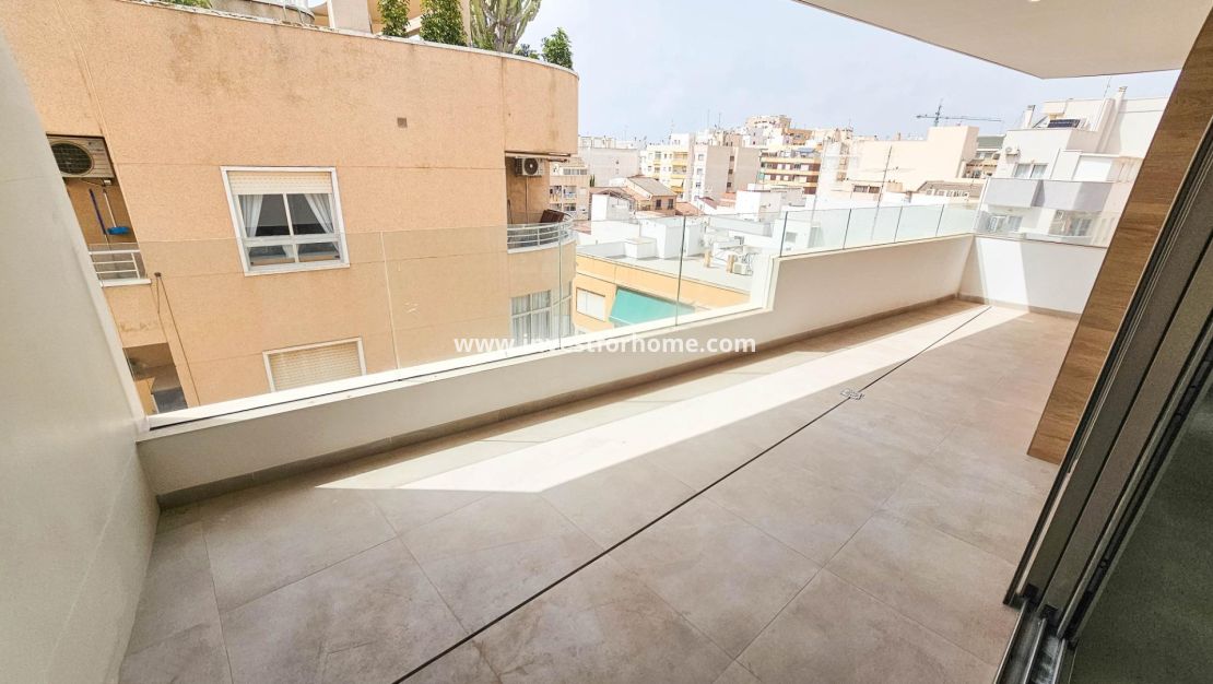 Försäljning - Lägenhet - Torrevieja - Centro