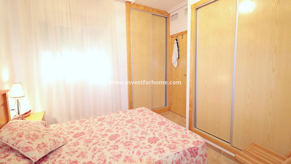 Försäljning - Lägenhet - Torrevieja - Centro