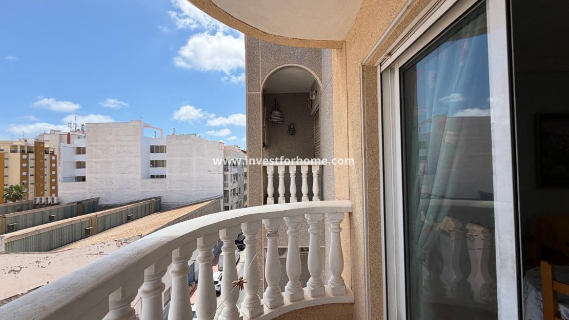 Försäljning - Lägenhet - Torrevieja - Centro