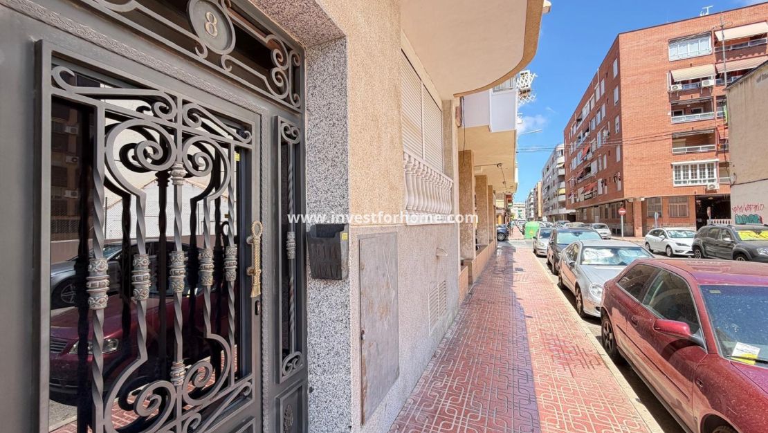 Försäljning - Lägenhet - Torrevieja - Centro