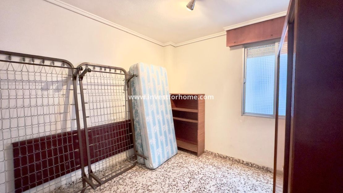 Försäljning - Lägenhet - Torrevieja - Centro