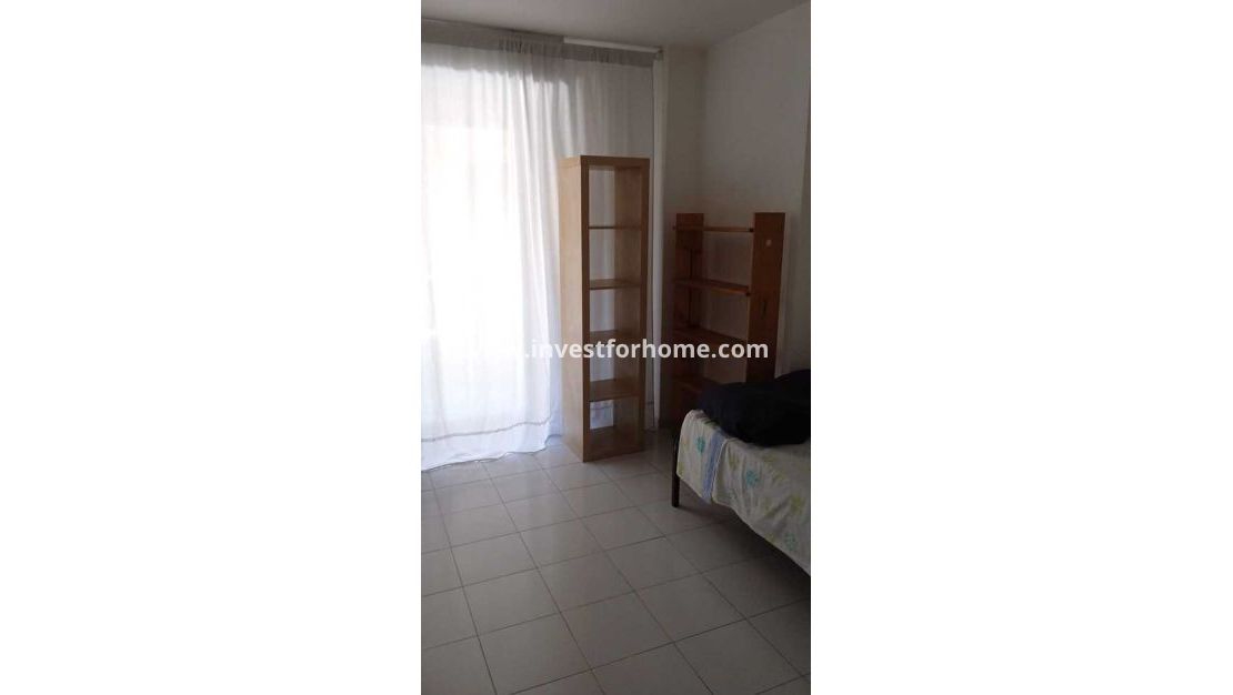 Försäljning - Lägenhet - Torrevieja - Centro