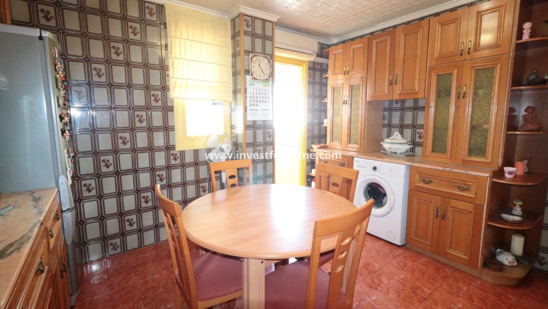 Försäljning - Lägenhet - Torrevieja - Centro