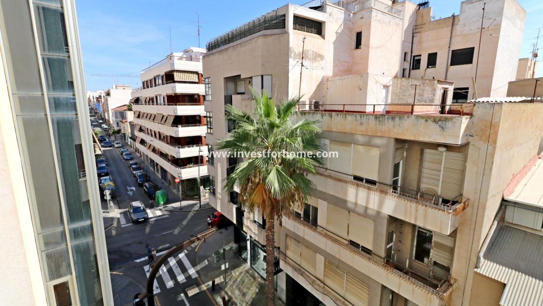 Försäljning - Lägenhet - Torrevieja - Centro