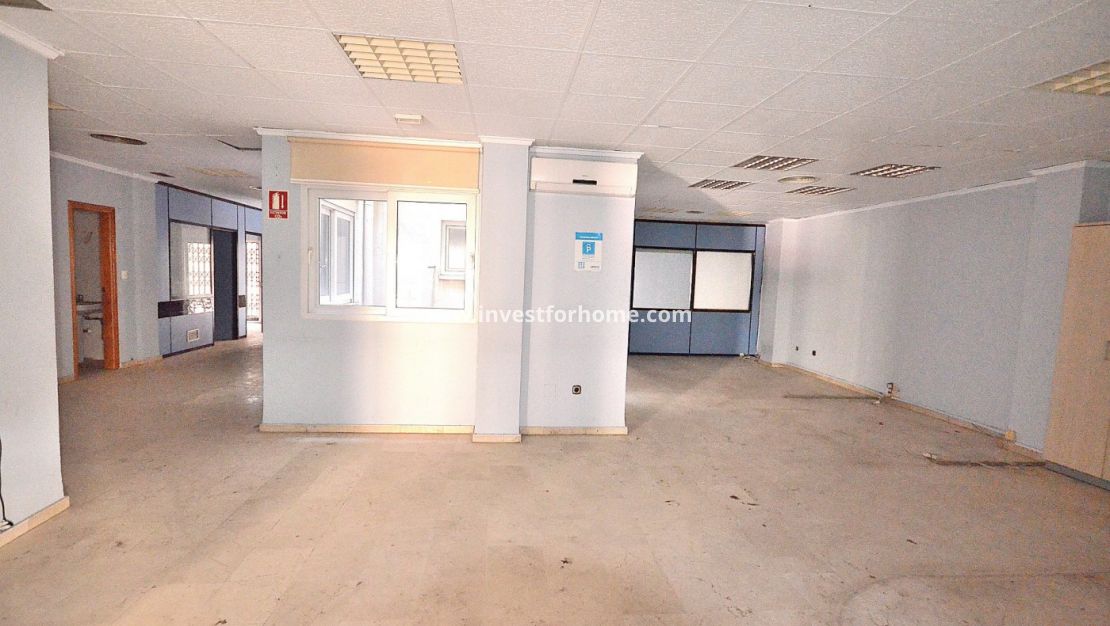 Försäljning - Lägenhet - Torrevieja - Centro