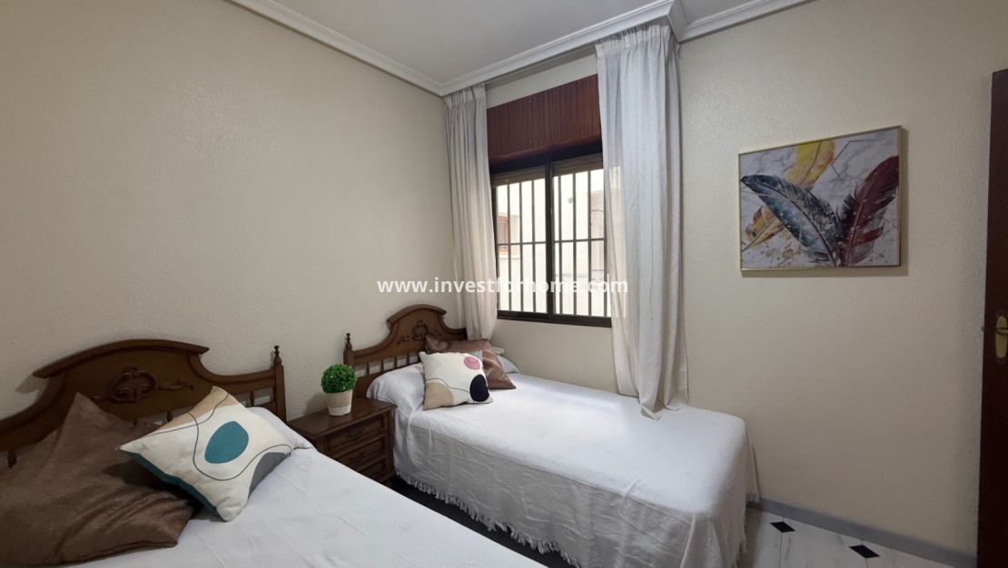 Försäljning - Lägenhet - Torrevieja - Costa Blanca