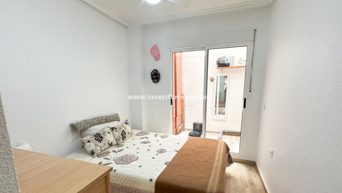 Försäljning - Lägenhet - Torrevieja - Costa Blanca