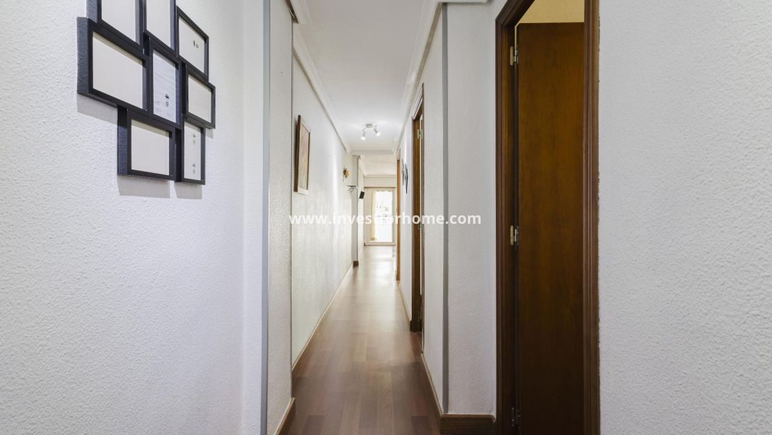 Försäljning - Lägenhet - Torrevieja - Costa Blanca